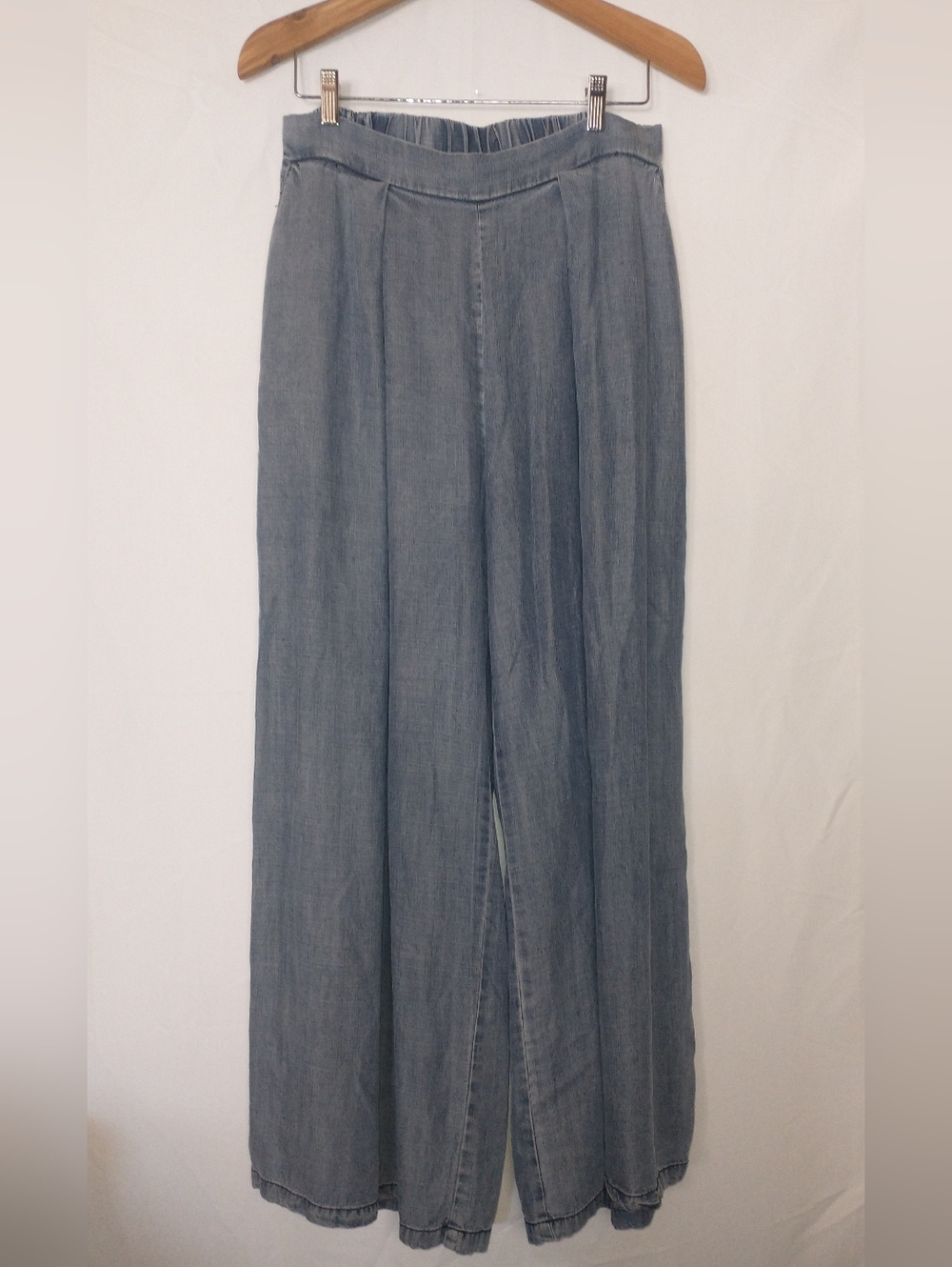 Hunter And Brown Light Denim Wide Leg Pants - Slate Blue Size Medium